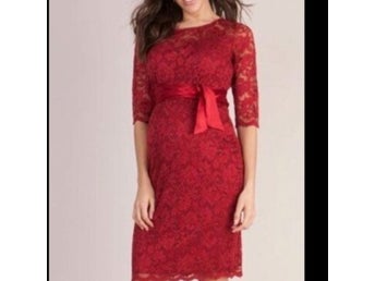Luxe by Seraphine gravidklänning i spets – claret