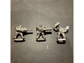 3st Mutant Chronicles figurer i metall