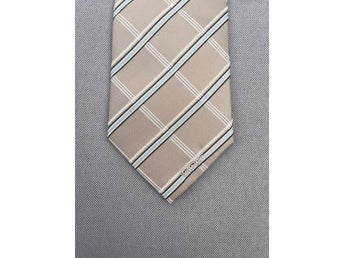 BAXX OF SCANDINAVIA beige slips - 100% silke