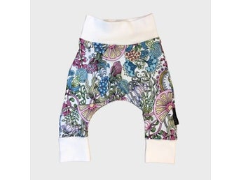 Nya baggypants blommor & druvor (52/56) --> PYTTEFOLK
