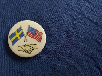 Samlarsaker SVENSKA-AMERIKA-FÖRBUNDET diameter ca 3 cm