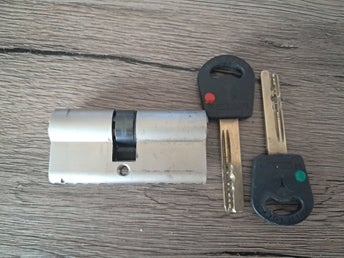 Cylinderlås / Mul-T-Lock Classic High Security Cylinder with 2 keys