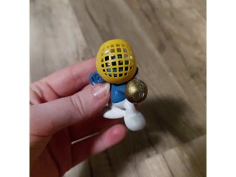 Smurfdykare med gul hjälm och guldklocka, 