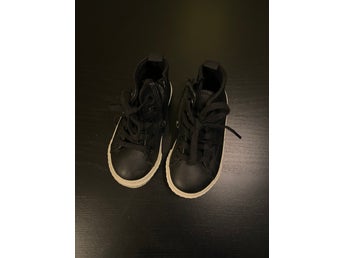 Skor, Svart, ZARA st. 23