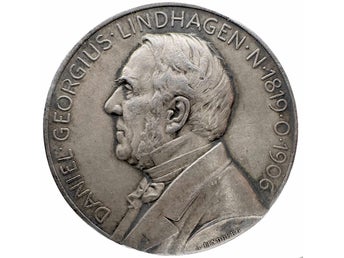 Daniel Georg Lindhagen (1819–1906) av Adolf Lindberg för KVA 1909