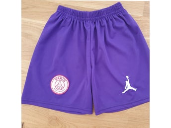 Lila tränings-shorts från Jordan Strl: 140