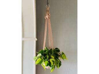 Handgjord Makraméampel 70 cm – BISCUIT (Bobbiny Premium)