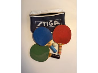 Tre äldre bordtennisracket