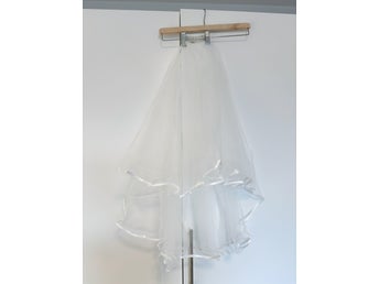 Ny Elegant Vit Dubbellager Brudslöja