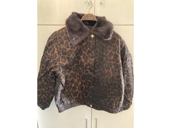 H&M brun jacka, storlek S