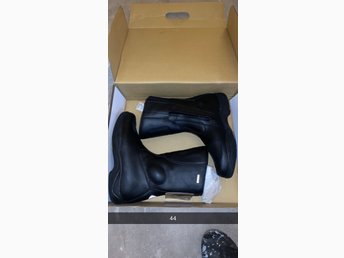 Mc stövlar st 44 (413774191) ᐈ Köp på Tradera Mc stövlar st 44 (413774191) ᐈ Köp på Tradera