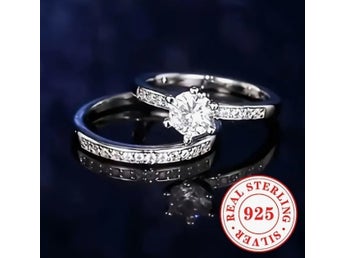 Ett par ringar ÄKTA Silver Stämplad graverad s925 Zirkonia stenar str. 16mm