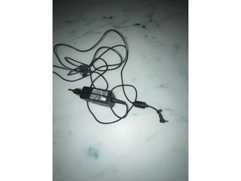 AC/DC Adapter