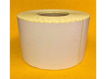 En rulle med 1000st självhäftande termiska etiketter 105x150mm