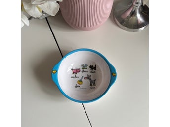 Barnskål med djurmotiv La Chaise Longue Melamine katt åsna gris blommor