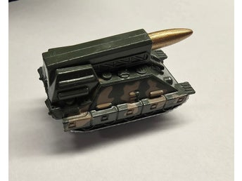 Stridsvagn med ballistisk missil från Majorette - Micro Sonic Flashers