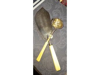 Antikt serverings bestick set i äkta silver och äkta ben, över 142 gr.