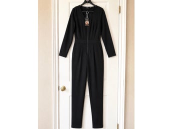 Ny Svart byxdress från Esmara by Heidi Klum strl 40