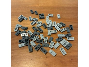 LEGO-plattor 1x2 i mörkgrått och ljusgrått, 65st