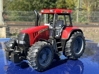 Skala 1/16 fr Bruder: Case CVX 170 Traktor