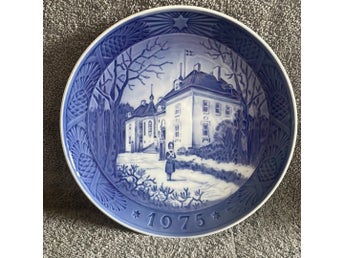 Royal Copenhagen Marselisborg Slot Julplatta 1975