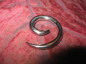 TÖJNING PIERCING 4 MM SPIRAL (STAINLESS STEEL)