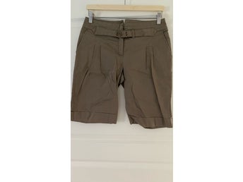 MNG Suit kaki shorts, storlek 38
