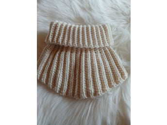 Virkad Beige halskrage 3-6 år