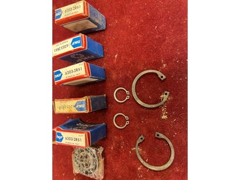 SKF Kullager 6203-2RS1 och låsringar