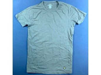 Lyle & Scott Grön T-shirt med logotyp - Storlek S - Fri frakt