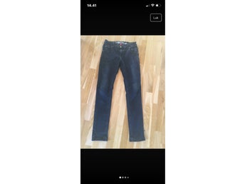 Hound svarta jeans, storlek L 164