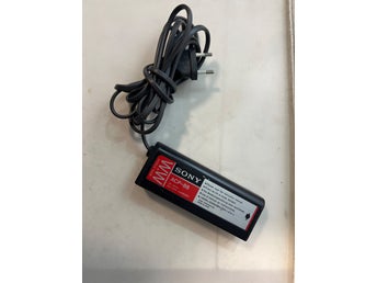 AC-adapter / batteriladdare ACP-88