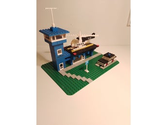 LEGO ÄLDRE/VINTAGE/RETRO - 354 Police Heliport