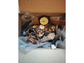 Ca 1,2 kg vintagearmbandsur - mekaniska och quartz