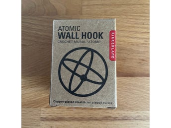 Kikkerland Atomic Wall Hook - Krok