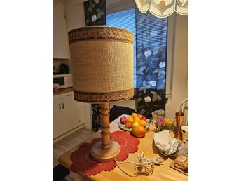 Bordslampa retro med lampskärm 70-tal