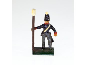 Vintage hand painted lead figure-circa 1960s/1970s-soldier with torch/pole-6.3g