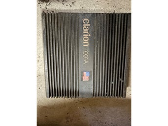 Clarion 1001A Bilförstärkare