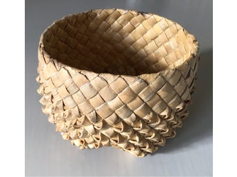 Fin näverkruka H 10,5, diameter 14 cm