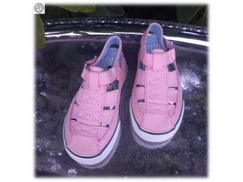 Tommy Hilfiger sommarsandal rosa s 23 reglerbar på sidan kardborre som nya