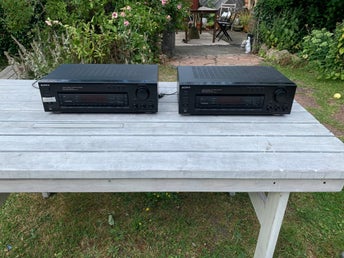2st Sony Audio/Video Control Center STR-D515 FM/AM Receiver -En glappar