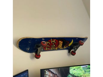 4st Skateboardhållare Väggfäste