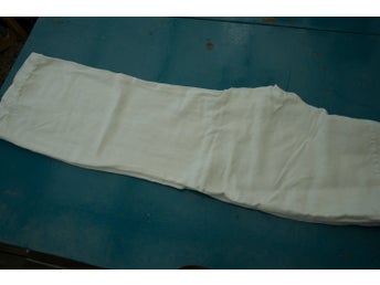 Vit somrig byxa st 40
