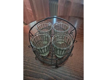 Glas i trådkorg luffarslöjd rustik shabby chic lantlig vintage retro boho bohem