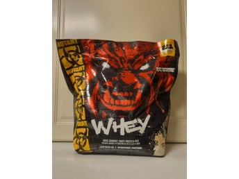 Whey proteinpulver cookies and cream med choklad-och vaniljsmak. 2.27 kg