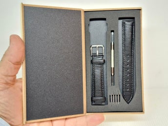 Läder klockarmband ÖDLA/ORM mönster 18mm svart + Sprintverktyg +4 Bandstift