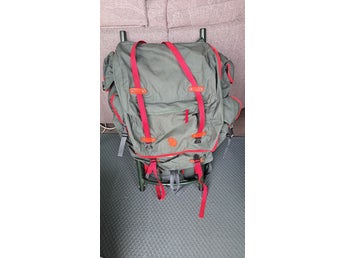 Fjällräven Räive 80L ryggsäck med ram, grön
