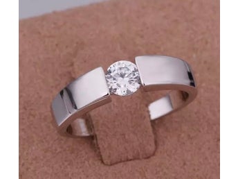 Ring pläterad med äkta silver 925 med Zirkon, Storlek 10, ca 18-19 mm