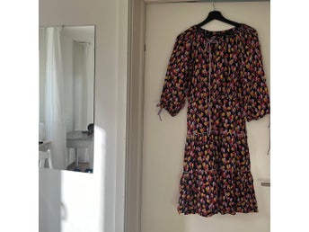 Retro vintage blommig klänning från 80-talet