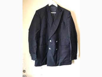 Kavaj marinblå design Pukumestarit Finland mått nedan Kavaj marinblå design Pukumestarit Finland mått nedan